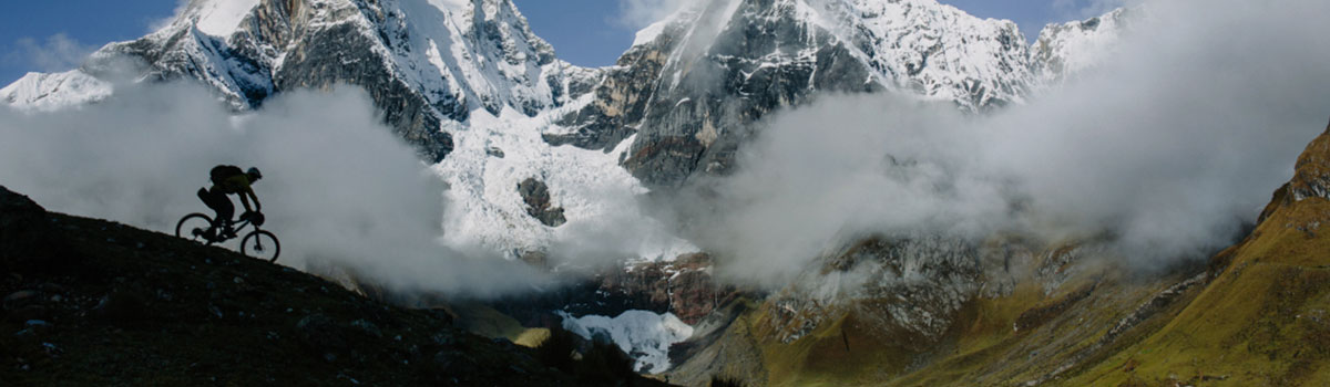 Bicicleta de Montaña Alrededor de la Cordillera Huayhuash en 2 ruedas