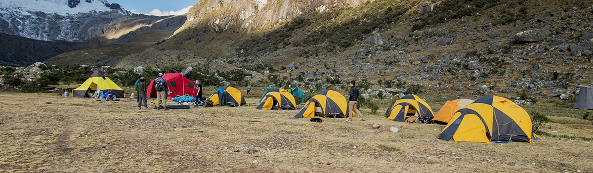 Trekking Alpamayo